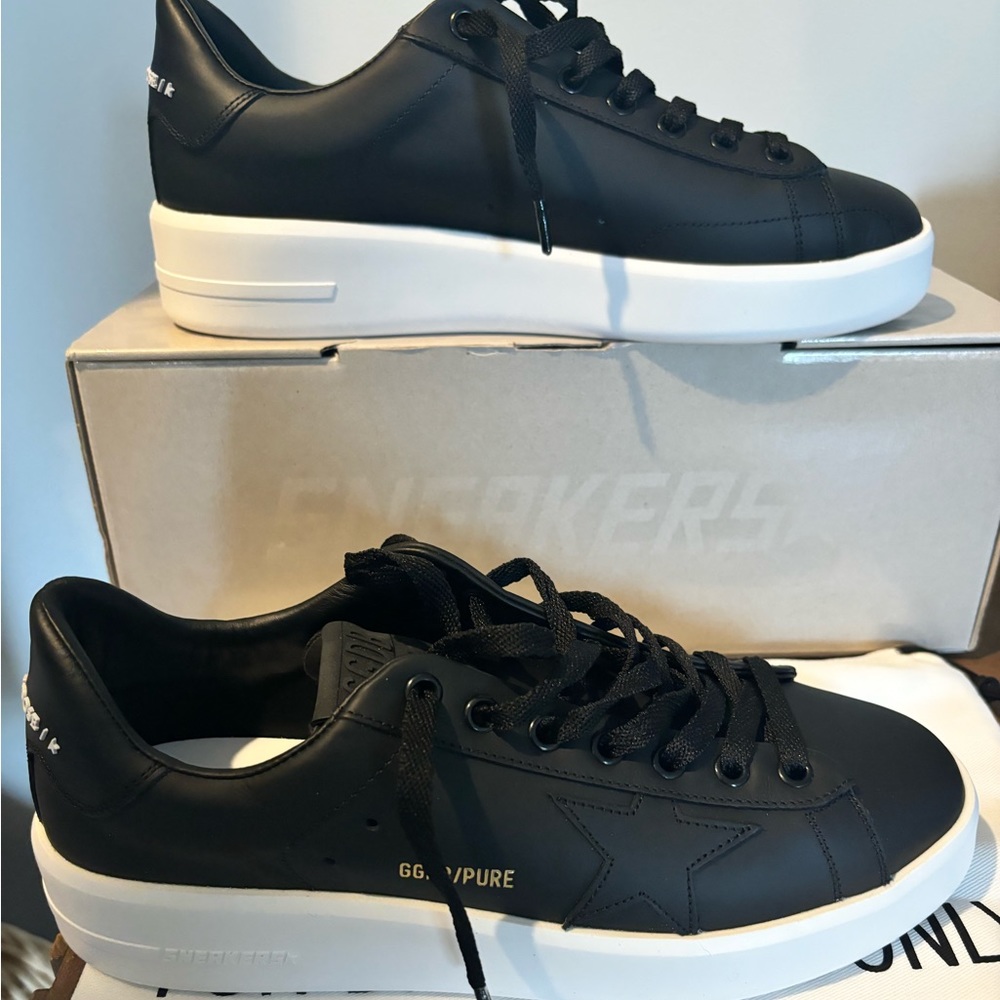 Golden Goose Black Leather Superstar